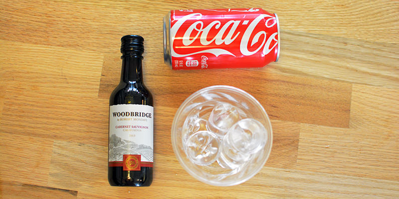 Faire un Kalimotxo dans un avion