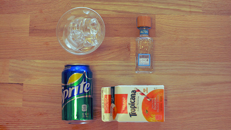 Voici comment faire une margarita dans un avion