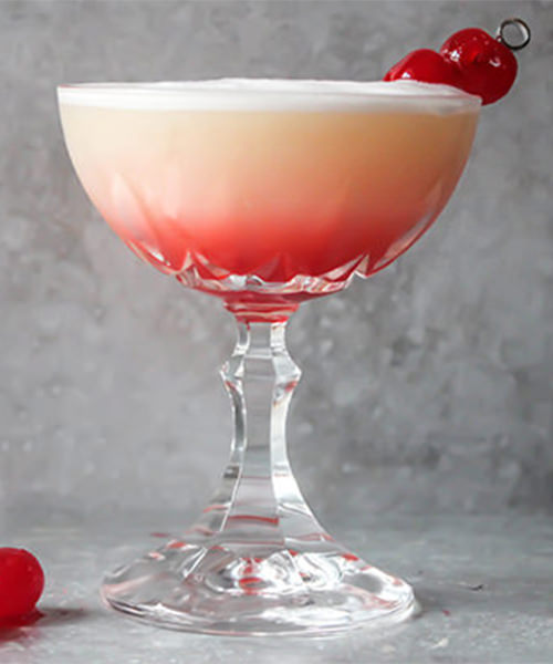 le pineapple sunrise sour est l'un des meilleurs cocktails à l'ananas