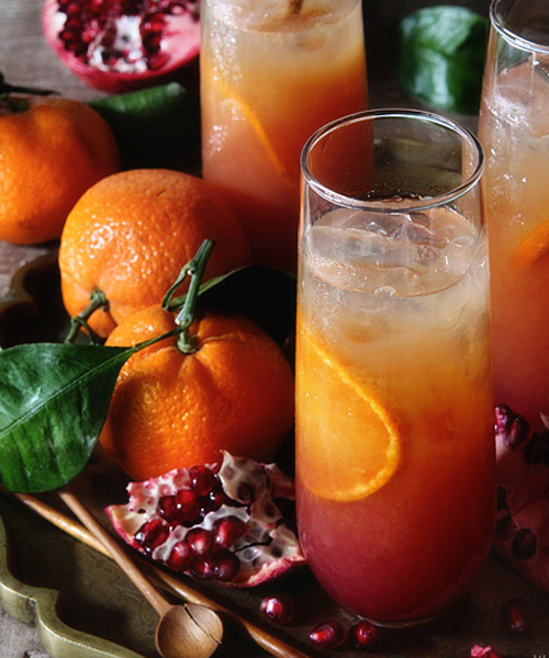 Le Satsuma et Pomegranate Campari est le cocktail Campari parfait pour se diversifier à partir de Negronis
