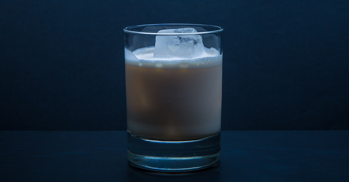 Il faut absolument savoir comment faire ce cocktail à base de vodka, le White Russian