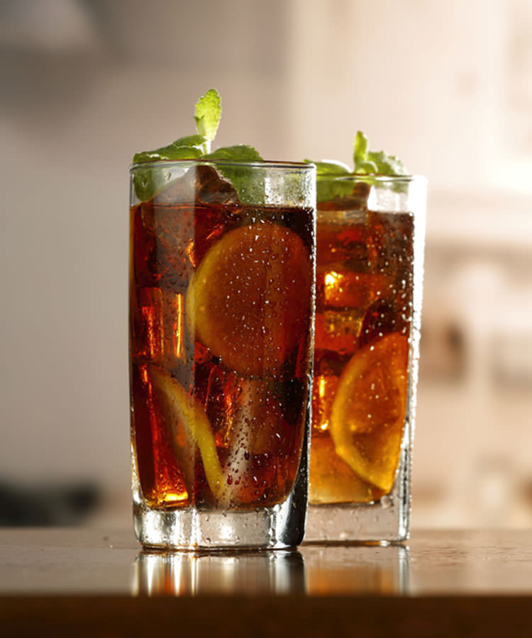 Les meilleurs cocktails à commander dans un bar de mariage basique Long Island Iced Tea