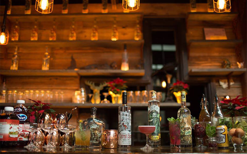 barre de distillerie corbeau rouillé