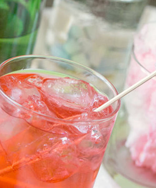 7 cocktails à faire avec tous ces bonbons de la Saint-Valentin