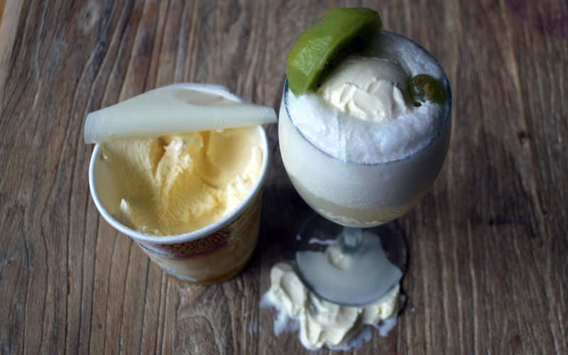 Réaliser un flotteur de glace au sauvignon blanc