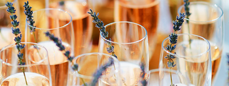 Pimentez votre verre de vin rosé