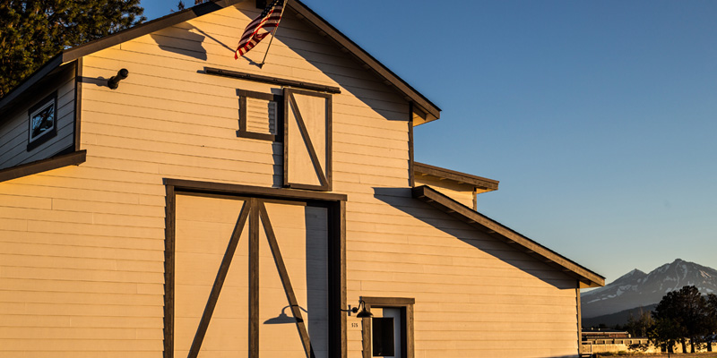 Photo via la distillerie Cascade Street