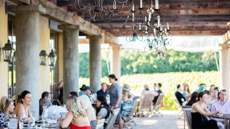 Wölffer Estate Vineyards est l'un des meilleurs endroits pour boire dans les Hamptons et Montauk.
