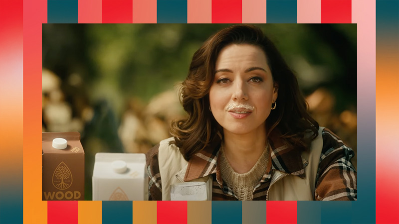 Aubrey Plaza veut que vous buviez… du lait de bois ? est l'une des actualités sur l'alcool les plus ridicules de VinePair de 2023.