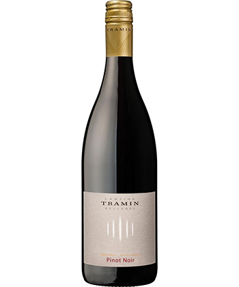 Tramin Pinot Noir 2022 est l'un des meilleurs pinots noirs du Haut-Adige en Italie.