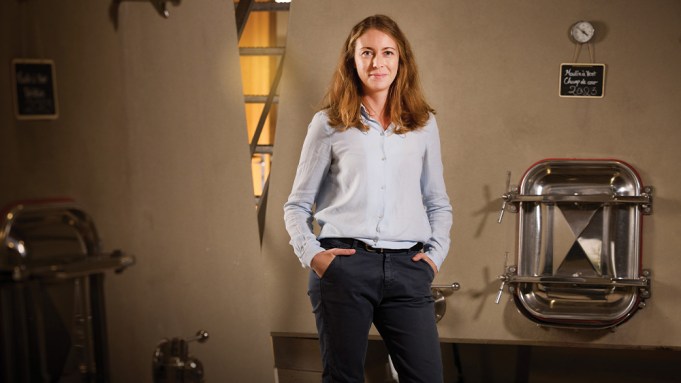 Les jeunes vignerons produisent du vin sérieux.  Ils doivent maintenant convaincre leur génération d’en boire.