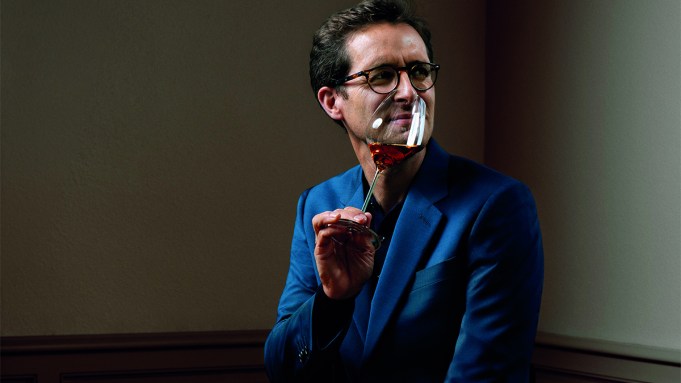 Le Chef de Cave de Dom Pérignon nous emmène dans la fabrication de son nouveau Rosé Millésimé