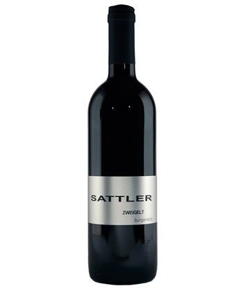 Le Sattler Zweigelt 2021 est l'un des meilleurs vins rouges autrichiens pour 2024. 