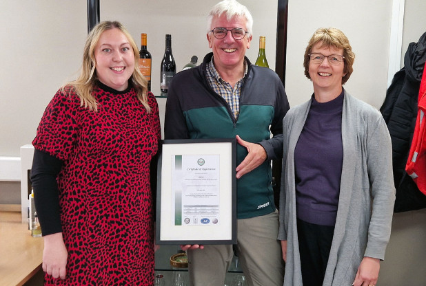 EWGA Wines obtient l'accréditation ISO 14001 pour les pratiques environnementales