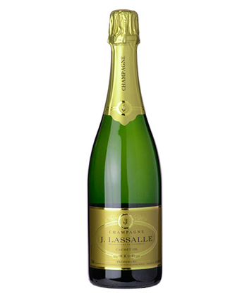 J. Lassalle Cachet Or est l'un des meilleurs champagnes bon marché, selon les professionnels du vin.