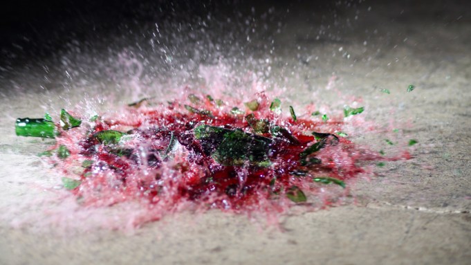 Les tarifs de 200% de Trump pourraient dévaster l'industrie du vin américain