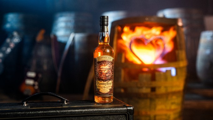 Ce nouveau mélange comprend du whisky de deux des distilleries les plus appréciées d'Écosse