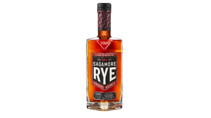 L'une des meilleures distilleries de seigle d'Amérique vient de laisser tomber un nouveau whisky à force en fût