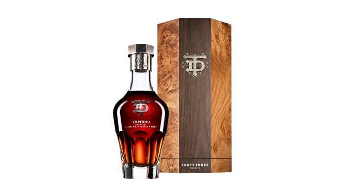 Le nouveau whisky de fût de sherry ultra-âgé de cette distillerie sous-estimée pourrait tenir le coup avec Macallan