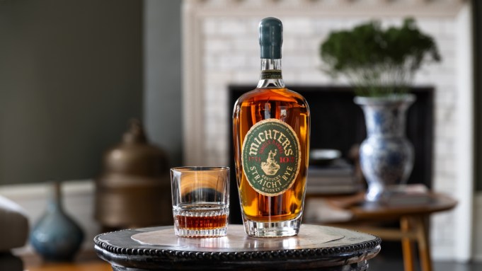 Michter vient de laisser tomber son whisky annuel de 10 ans de 10 ans