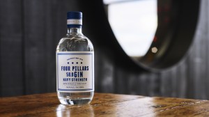 Quatre piliers de la marine de la marine gin