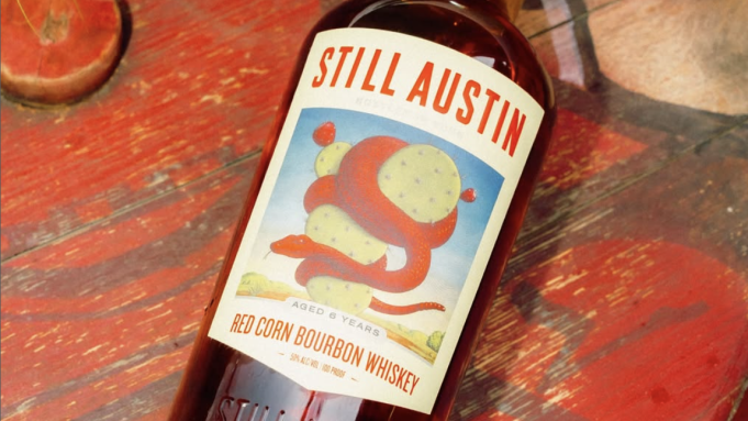 L'une des meilleures distilleries du Texas vient de publier sa plus ancienne bouteille à Bond Bourbon à ce jour