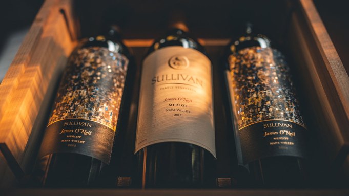 La cave Napa Valley faisant un merlot de classe mondiale