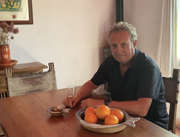 Hugo Campbell: «En regardant en arrière, en avançant»