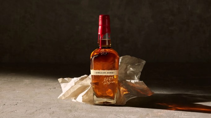 La marque du fabricant vient de laisser tomber son plus ancien mélange de whisky