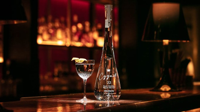 Ce gin gallois primé est assez lisse pour siroter soigné - et il arrive aux États-Unis