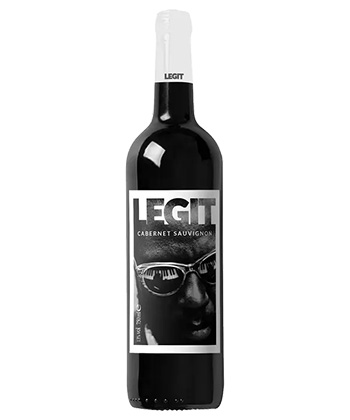 Tolaini 'Legit' Cabernet Sauvignon est l'un des meilleurs efforts pour votre Buck Cabernet Sauvignons. 