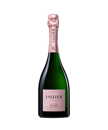 Le Champagne Lallier R.021 Rosé NV fait partie des meilleurs Champagnes à offrir en 2025.