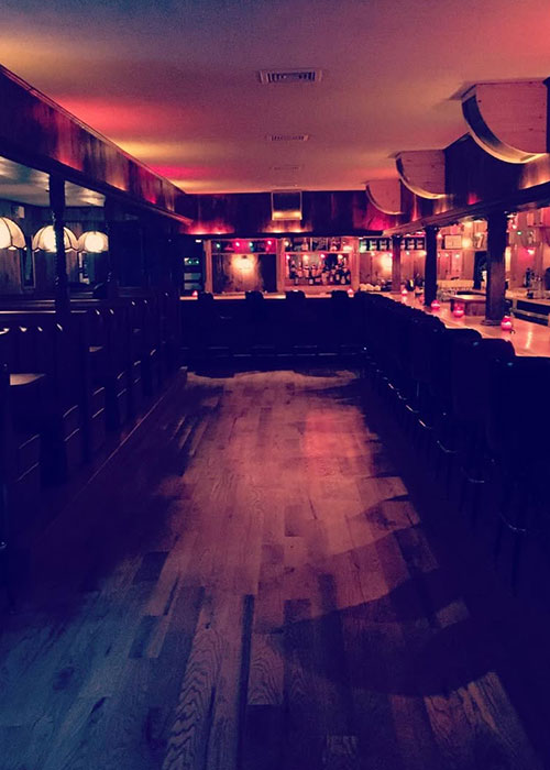 Le Coyote Club est l'un des meilleurs bars de plongée de New York.