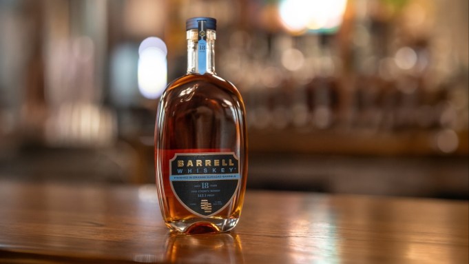 Barrell Craft Spirits vient de sortir un whisky Hazmat vieilli dans des fûts de liqueur d'orange