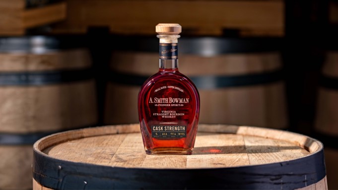 Buffalo Trace Sister Distillery A. Smith Bowman dévoile son bourbon Cask-Strength en édition limitée