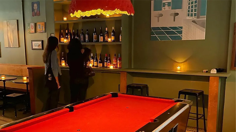 Frog est l'un des meilleurs bars à vins de New York en 2026.