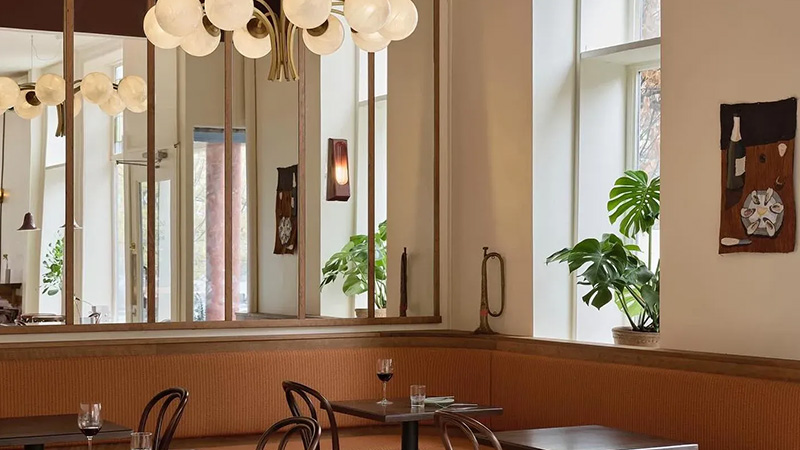 Entre Nous est l'un des meilleurs bars à vins de New York en 2026.