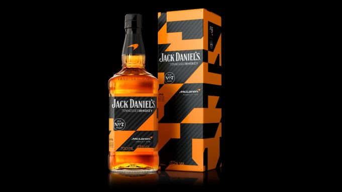 La nouvelle collaboration McLaren F1 de Jack Daniel est une version à indice d'octane élevé de ce whisky du Tennessee