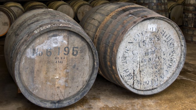 Une paire de fûts de whisky d'une distillerie japonaise culte vient d'être vendue aux enchères pour un montant record de 5,7 millions de dollars