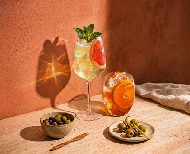 Sherry présente la campagne d'été britannique « A Splash of Andalusia »