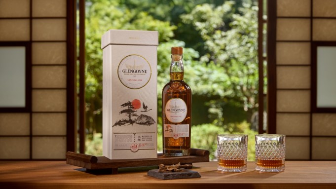 Test gustatif : ce nouveau whisky vieilli en fûts de Xérès et en chêne japonais rare est l'un des meilleurs de l'année