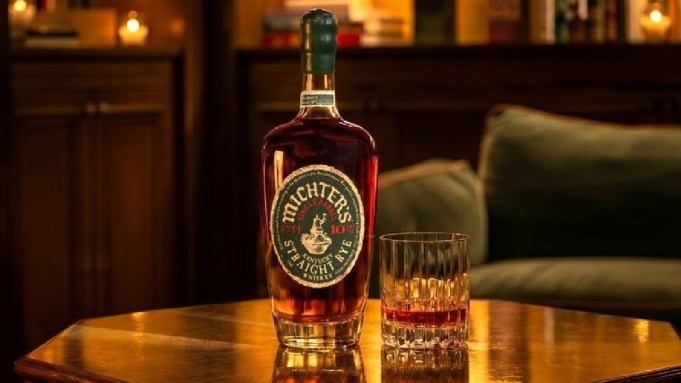 Le whisky de seigle Single Barrel bien-aimé de 10 ans d'âge de Michter's est de retour