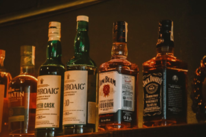 Quel cadeau whisky choisir pour un père qui aime les spiritueux d’exception ?