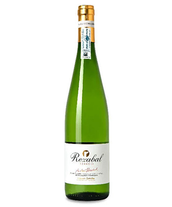 Le Txakoli sera le vin de l'été, selon les sommeliers.