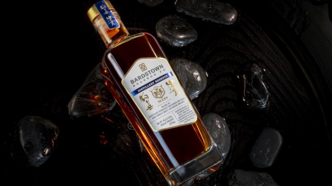 Bardstown Bourbon Company a expérimenté un nouveau mélange de whisky bourbon-japonais et cela a porté ses fruits