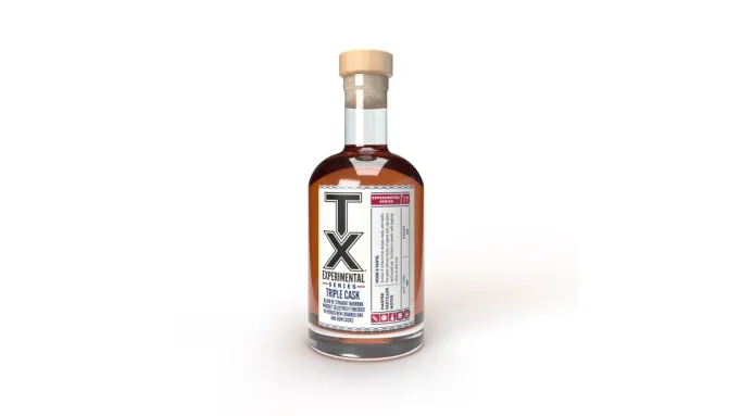 L'une des meilleures distilleries du Texas vient de lancer un nouveau whisky expérimental vieilli en fût triple