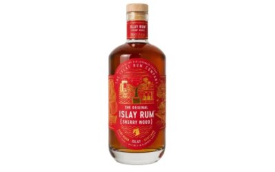 Ce nouveau rhum élevé en fût de Sherry vient d'Islay en Écosse