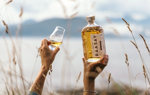Isle of Raasay et Feragaia concluent un nouveau partenariat de distribution au Royaume-Uni