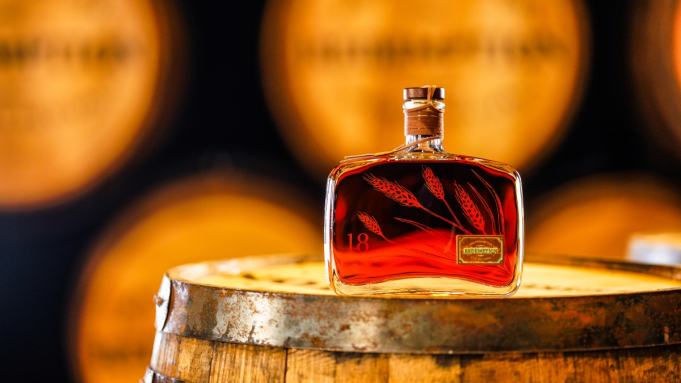L'un des meilleurs bourbons de l'année dernière, Redemption 18 ans, est de retour pour un autre tour