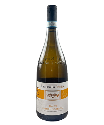 Fattoria La Rivolta Fiano Taburno Sannio est l'un des meilleurs vins blancs de la Campanie italienne.